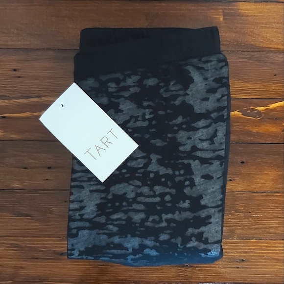 Tart leggings womens M black footless semi sheer devore burnout design - Picture 7 of 7